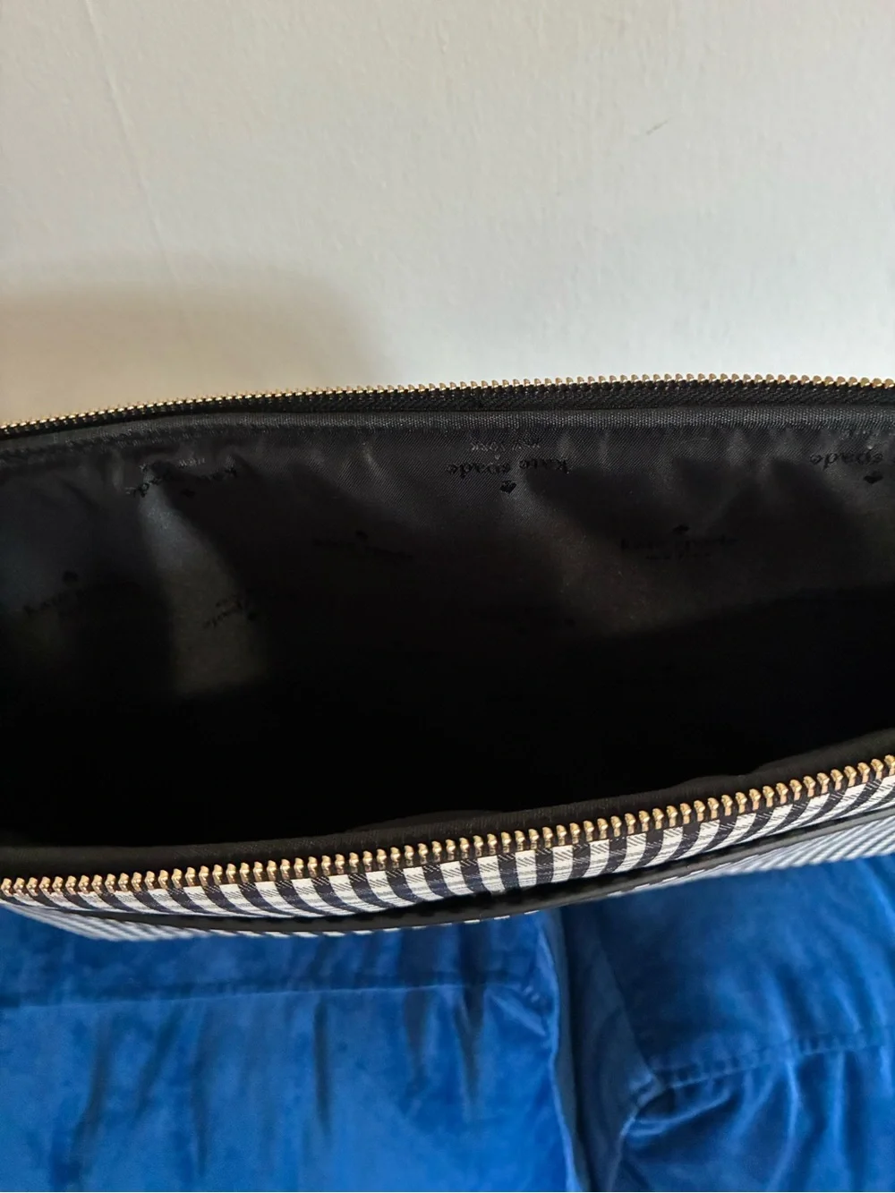 kate spade Black & White Gingham Zip Large Laptop Case with Gold Logo